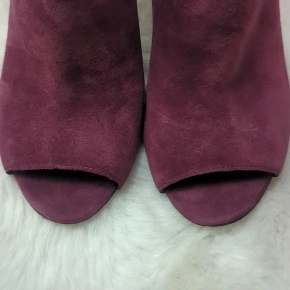 REBECCA MINKOFF Burgundy Suede Heel Booties ~ EUC - Picture 3 of 9